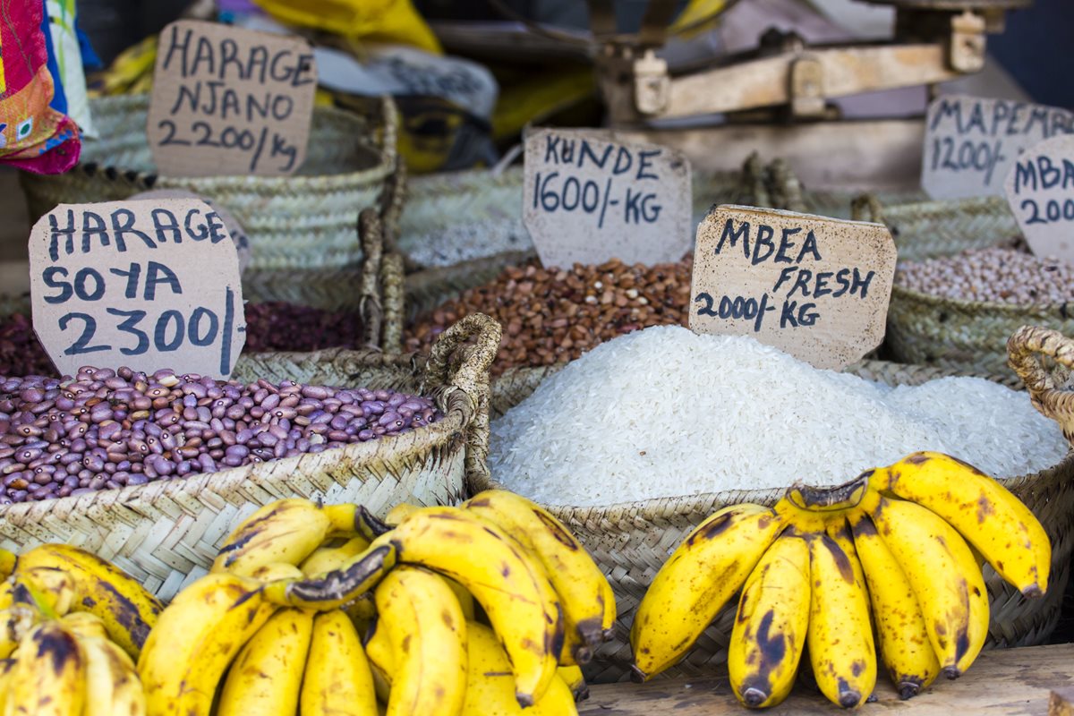 Piata cu alimente traditionale - Tanzania 